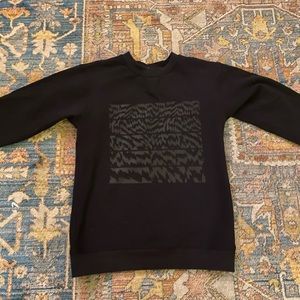 Lululemon graphic sweatshirt